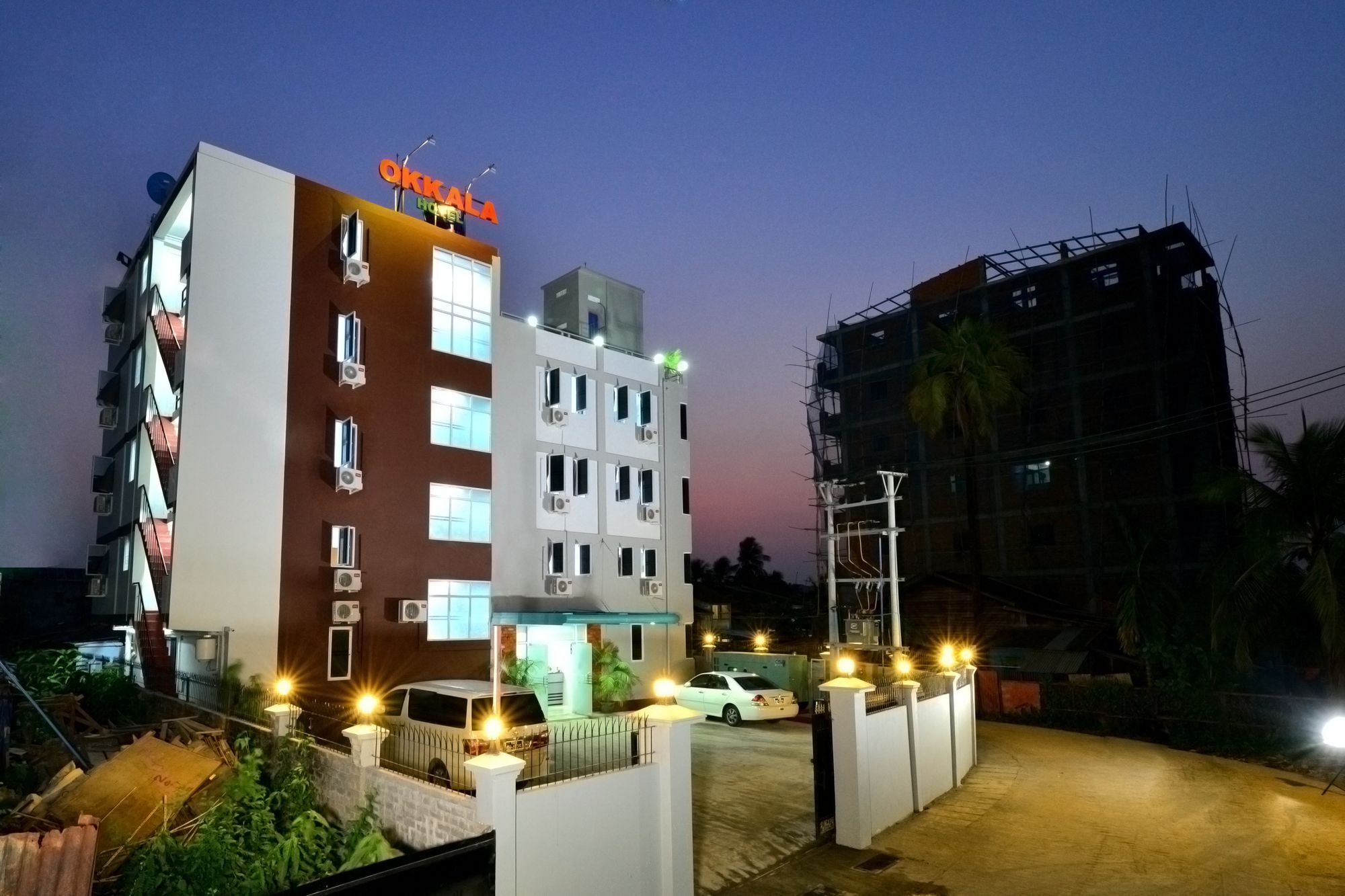 Okkala Hotel Rangum Exterior foto
